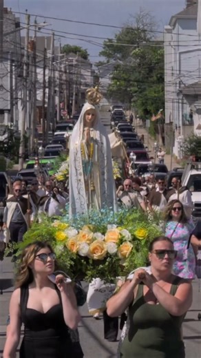 Procissao Igreja Santo Antonio Fall River MA