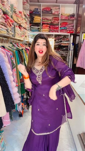 Bhawani Fashion Hub ( Nagrota Bagwan) on Instagram: "Booking no 7018828068 #indianfashion #wardrobeessentials #elegantfashion #ethnicchic #bhawanifashionhyb #ethnicelegance #effortlessstyle #traditionalwear #comfortwear #armanmalik"