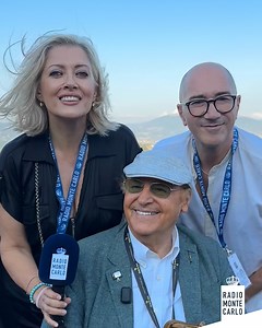 Durante l’edizione 2025 di Umbria Jazz, Rosaria Renna e Filippo Firli hanno avuto l’onore di intervistare Renzo Arbore, icona della musica e dello spettacolo italiano. Un momento intimo e ricco di emozioni, in cui Arbore ci ha raccontato la sua prima esibizione, tra aneddoti curiosi, ricordi vivissimi e la passione che da sempre lo accompagna. #umbriajazz #renzoarbore #radiomontecarlo | Radio Monte Carlo