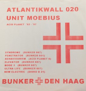 Unit Moebius - Untitled