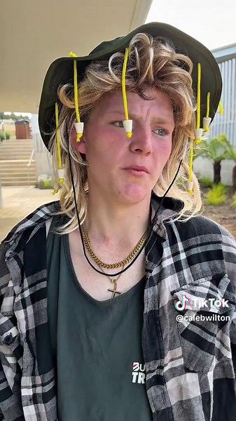 Eshay vs Outback: A Hilarious Australian Skit