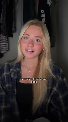 Short Spoken Love Poetry for Girls | Expressing Feelings Through Poems