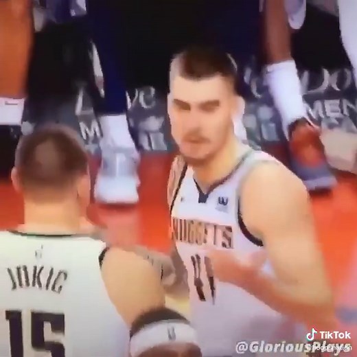 NBA players are robots 🤖 (Via gloriousplays) #nba #basketball #hoops ￼
