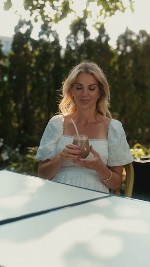 28K views | Creamy, nourishing, and delicious, this shake is a true healthy treat. Enjoy it in our bistros and discover our carefully crafted beverages and juices. Or prepare it at home with your choice of milk or our nutritious vegan base! | Maison Jacynthe | Facebook