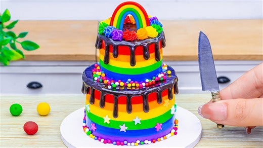 Mini Chocolate Rainbow Cake | Inspiring Colorful Designs