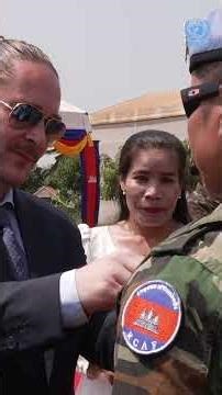 98 Casques bleus cambodgiens reçoivent la médaille de l'ONU pour leur service en RCA