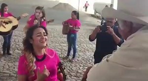 2.3M views · 7.8K reactions | SANDRA Guevara le canta al #1 de la canción ranchera el Sr. #VicenteFernández , canción si no te gusta lo que soy . | Mariachi Femenil Nuevo Tecalitlán | Facebook