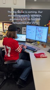 GO NINERS, BEAT SEATTLE! (And fly SJC, duh. We're the closest Airport to Levi's Stadium!) | San José Mineta International Airport
