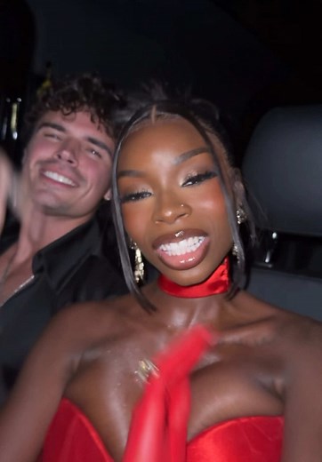 Olandria and Nic at the VMAs