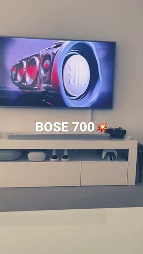 BOSE 700 SOUND BAR AND BASS MODULE 700 PS5 QUEST 2 SONY XM4;)