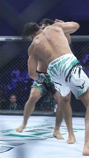 Can You Guess This MMA Fighter? Wait For The Reveal | Matrix Fight Night