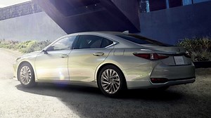 Lexus ES News and Reviews | Motor1.com