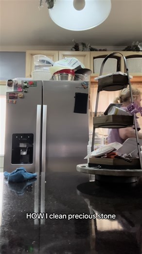 How do you clean stone!? #fyp #foryou #solocleaner #cleaninglady #cleantok