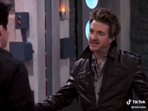 Exploring Douglas Davenport's Character Depth in Lab Rats