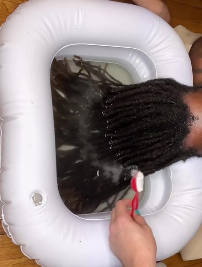 ACV Rinse for Locs: A Step-by-Step Guide