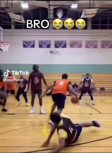 Basketball Fails to Make You Laugh Out Loud