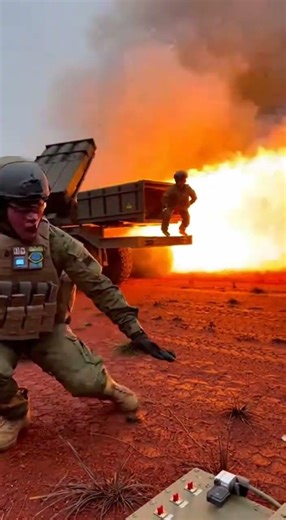 Ultimate Tactical Firepower! 🚀🔥 #MilitaryLife #TacticalTraining #Action #Boom