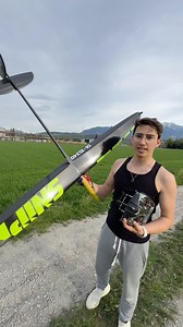 709K views · 11K reactions | Hand Launch F3K Glider Infos: Episode #1 #drone #glider #launch #fpv #fast #speed #flight #pilot #video #viral | Mirko Cesena CesiX | Facebook