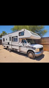 **FORD E-350 '94. $6990 dlls. •SE PUEDE NACIONALIZAR. •MOTOR DE GASOLINA. •Perfecto estado mecanico. •Automatico. *Cuenta con: •Planta generadora de energia. •Refrigerador. •Estufa con horno. •Sistema de agua potable y drenaje. •Refrigeracion A/C. •Sala y comedor (Cama). •Recamara completa. •Baño y regadera completos. •Conexion a 110v y 220v. 52 686 248 4325 | Autos Monyjuan