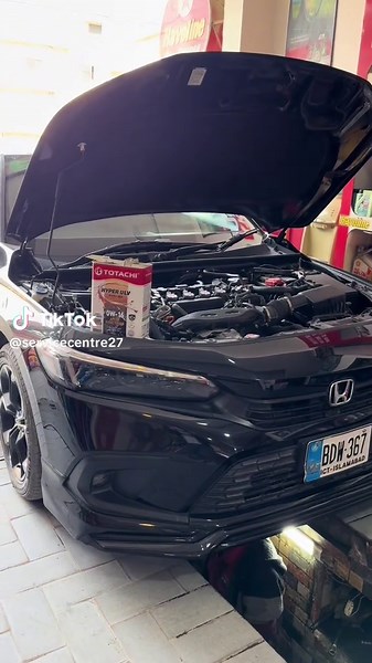 Honda Civic RS Maintenance: Oil and Filter Change