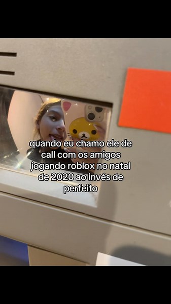 Fashion Trends of 2020: A Roblox Christmas Memory