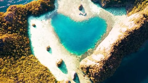 A Tropical Dream Awaits You: Indonesia's Incredible Landscapes and Wonders