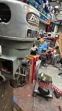 This old Bridgeport Mill just got a 3HP upgrade #machinetool #bridgeport #bridgeportmillingmachine