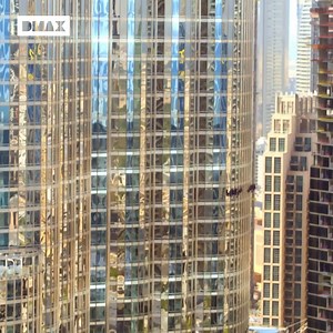¿Te atreverías a limpiar el edificio más alto del mundo? Richard Hammond lo hizo y este fue el resultado. No te lo pierdas en el episodio completo de "Big, con Richard Hammond" gratis en DMAX.es https://bit.ly/BigConRichardHammond . . . #DMAX2023 #entretenimiento #web #RichardHammond #challenge | DMAX España