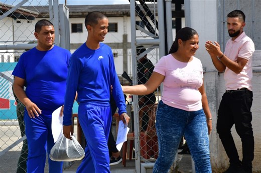 Venezuela releases dozens of prisoners in 2 days, hundreds more still detained