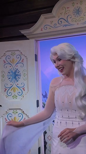Frozen#frozen#waltdisneyworld#anna#elsa