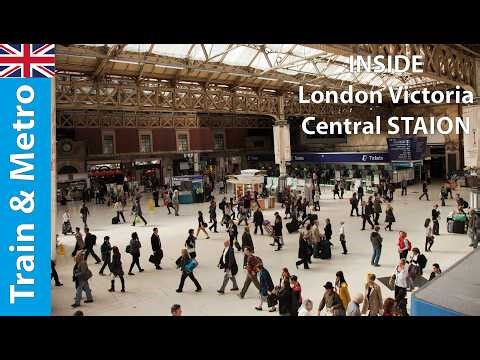 Walking tour of London Victoria Train Station, United Kingdom Train Station