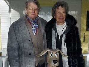 There’s a new dog in town: Hank the Cowdog statue unveiled