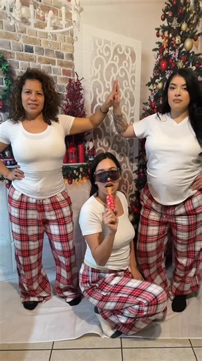 Aaliyah on Instagram: "😎♥️"