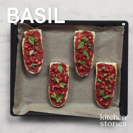 Bosch x Kitchen Stories French Bread Pizza Recipe