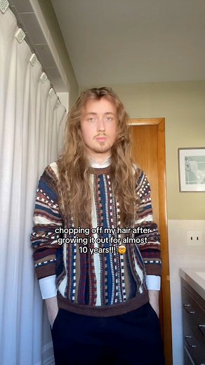 17K views · 435 reactions | When I got my first haircut in almost 10 YEARS! 勞 I can still remember this day like it yesterday… although it was almost two years ago lol. I feel like it’s going to be permanently seared into my brain at this point hahah. But I am so glad I did it because I felt like my long hair was holding me back in so many ways. #menshaircut #hairtransformation | Chris Henrie | Facebook