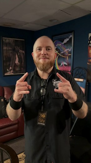 Ever struggled to keep going, feeling like any minute you might break? You’re not alone, and “Don’t Let Go (feat. @jameyjasta) was written specifically for you. Let’s keep the PMA alive and be the change we want to see in the world! 🙌 Vocals: @jameyjasta @mikei_gray @thefrstlady Produced by: @mattmakesmetal Addtnl Engineer: @producedbyzuess Mixing: @mometalproductions Mastering: @mosesmastering … #metalcore #numetal #hxc #melodichardcore #posthardcore #jameyjasta #hatebreed #thefrst #headbanger