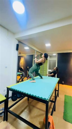 Fitness & Muaythai Bootcamp on Instagram: "Entertainment Cardio 💃🕺"