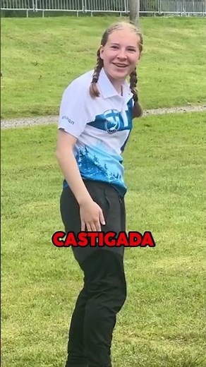 Throwing the discus to his coach was a bad idea 🤯🔥 #shorts #wow #fail #curiosities #sport