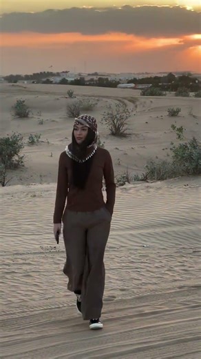 Beautiful view with Desert safari Dubai #dubaiadventure #desertadventures #desertsafari #deserttrip