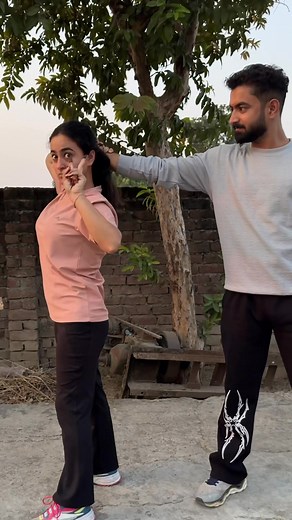 3.3M views · 41K reactions | #51 when someone grab your hair [self-defense technique for girls] #selfdefense #kravmaga #martialart #kickboxing #boxing #judo #karate #mma | Selfdefensewithbs | Facebook