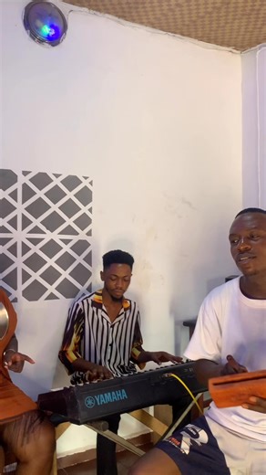 92K views · 2.8K reactions | Watch the full album of this melody  #olilanyadi No matter what u are passing through always remember that their is hope  | Kachy keyz | Facebook