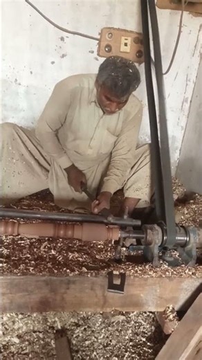 Kamal Kari gari, making the beautiful design on wood pava#short #shortvideo