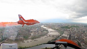 Experience the VE Day flypast from inside a Red Arrows cockpit in 360 video