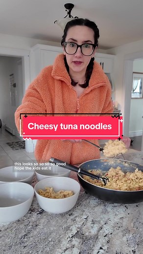 Easy Cheesy Tuna Noodles Recipe