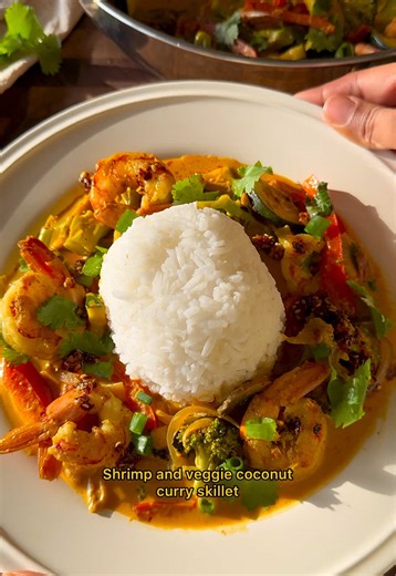 Delicious One-Pan Shrimp & Veggie Coconut Curry Recipe