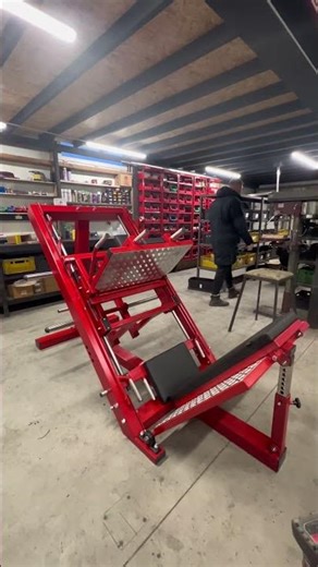 Hack-Squat & Leg Press Mix (1D-2D) | FLAME SPORT