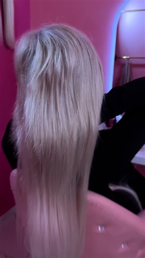 Βίντεο χρήστη Elsa Luxury hair Extensions (@elsa_luxury_exte) με μουσική πρωτότυπος ήχος - Greek Trap Lyrics