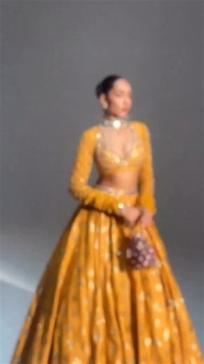 Vastraalayia on Instagram: "Indian Wedding, Wedding outfit, Indian Bride,Lehenga, Wedding Lehenga, Bridesmaid Lehenga, Mehendi Lehenga"