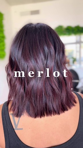 🍇🍷🍒 #ocbalayage #burgundyhair #maroonhair #darkredhair #deepredhair #burgundybalayage #ochair #ocstylist #ochairstylist #lahairstylist #ocsalon #orangecounty #hairtransformation2022 #redhair #hairinspo #hairstyle #ochaircut #hairtok2022