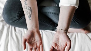 Dolore tatuaggio: dove fa più male tatuarsi